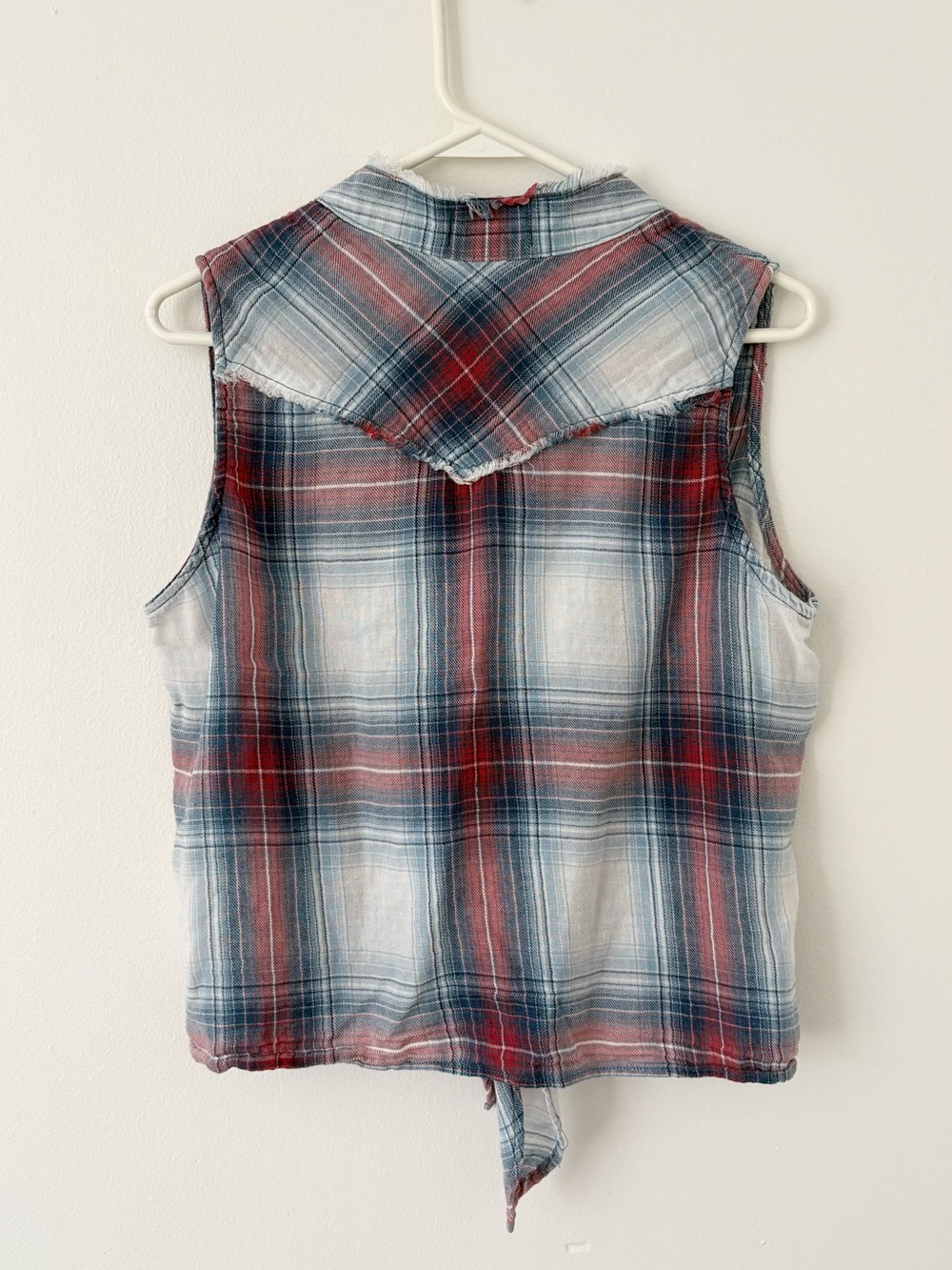 Cloth & Stone Plaid Sleeveless Tie Front Button Down Tank Sunglow Indigo Medium - Picture 9 of 10
